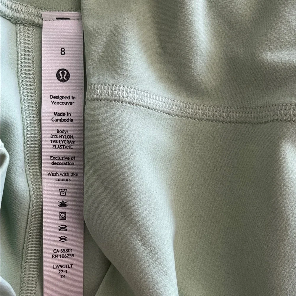 Lululemon Align High-Rise Long Tall Leggings 31” Creamy Mint size 8